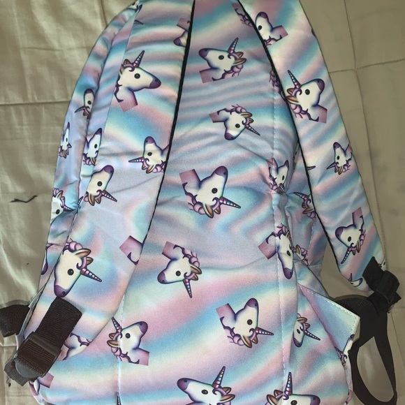 Unicorn Emoji Backpack - Picture 3 of 4